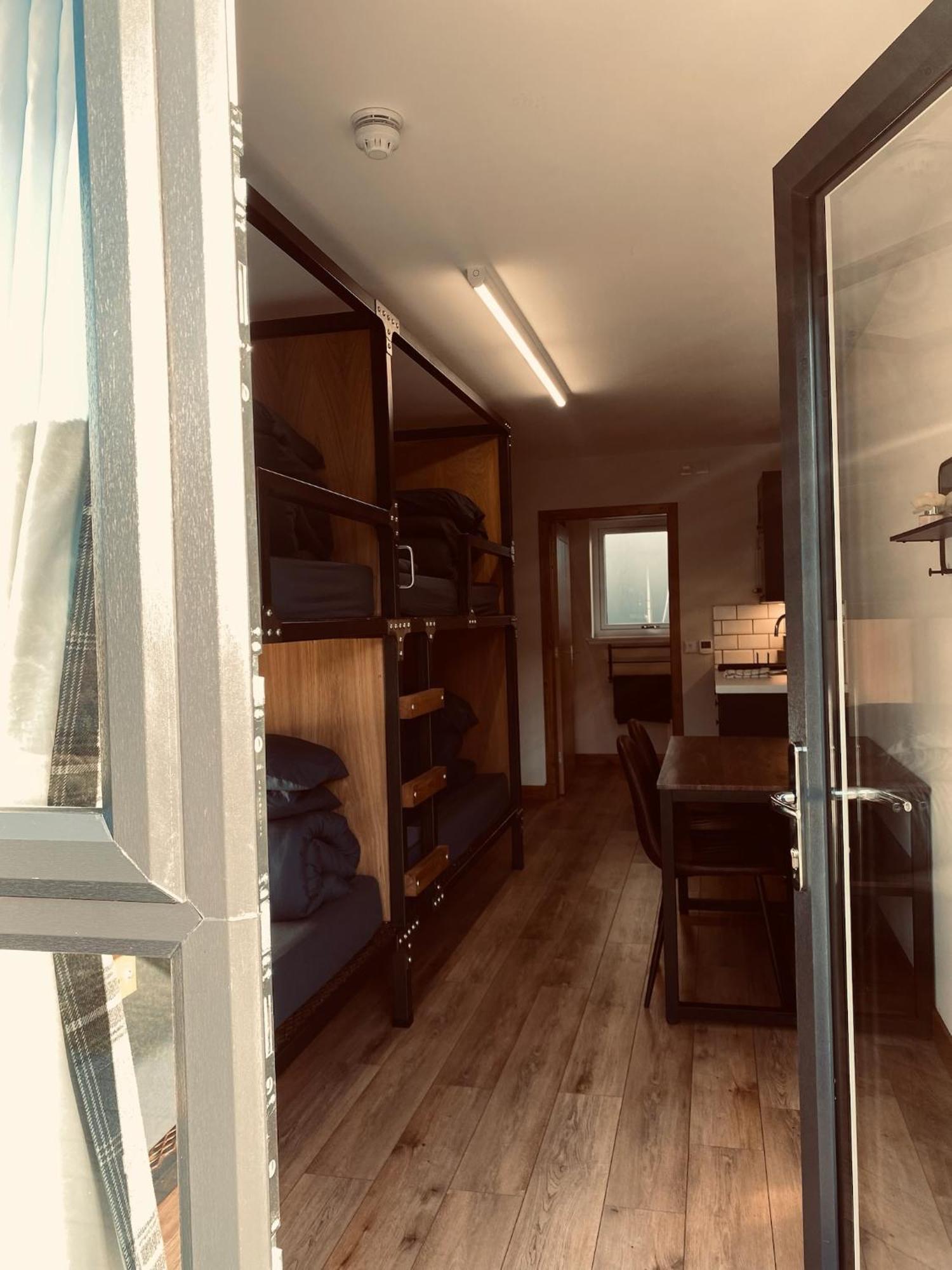 Ben Nevis Inn Rooms Форт-Вільям Екстер'єр фото